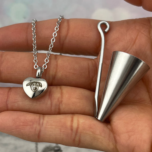 Collar de urna de corazón mini