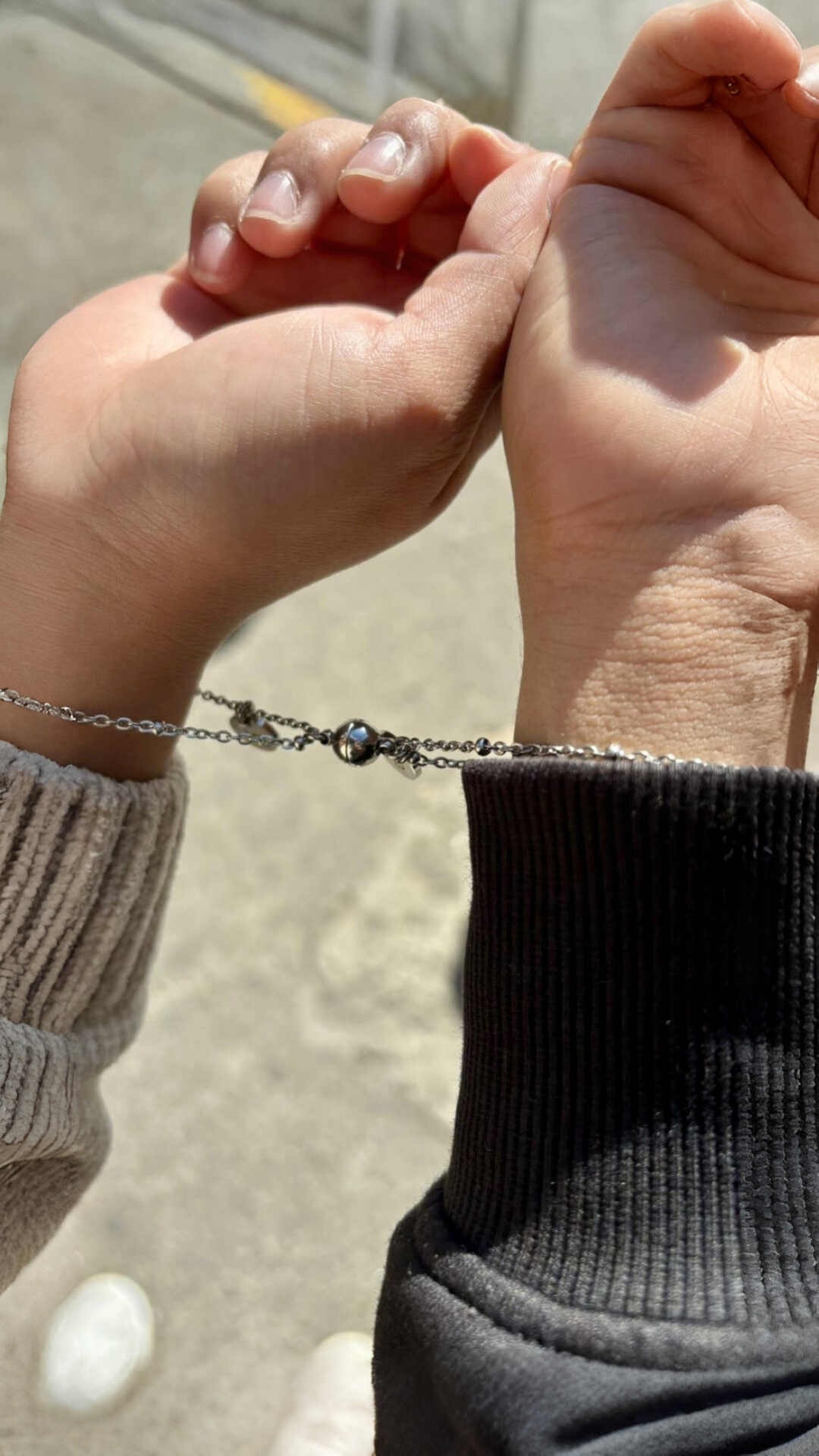 Pulseras de pareja de imán con dije de círculo