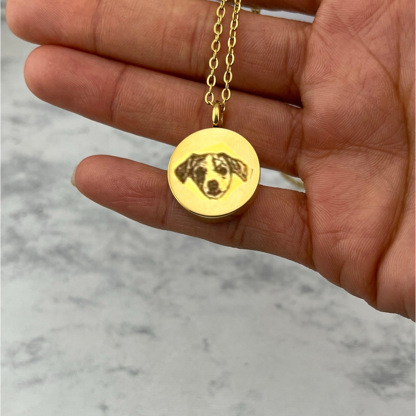 Collar de urna redonda