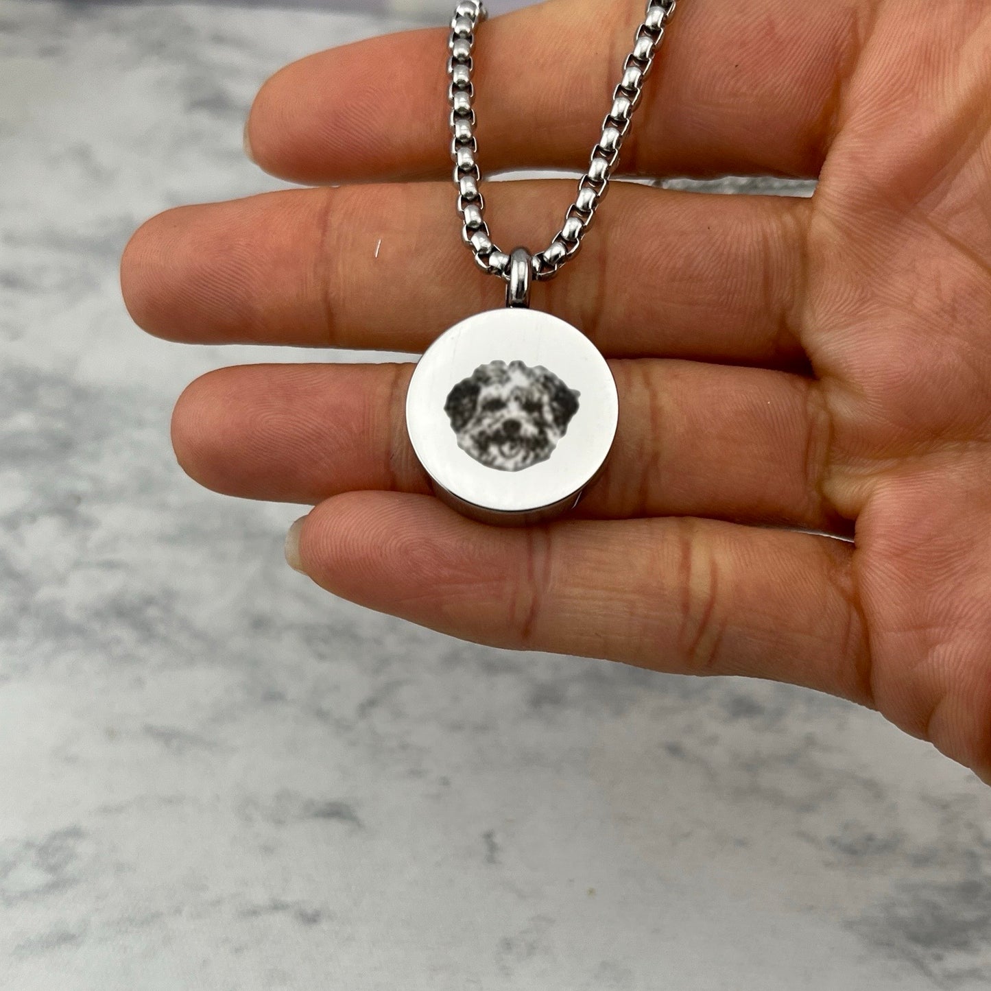 Collar de urna redonda