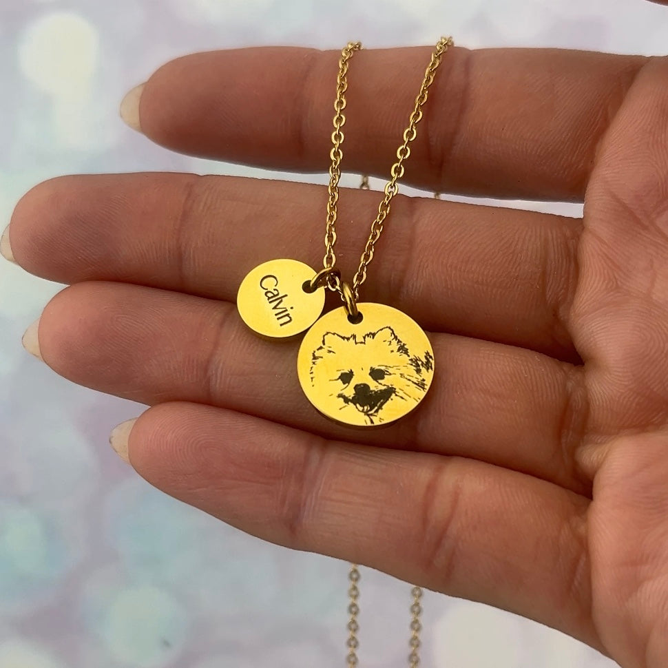 Collar delicado de dijes con foto