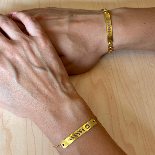 Pulseras curvas de pareja playlist ambos lados