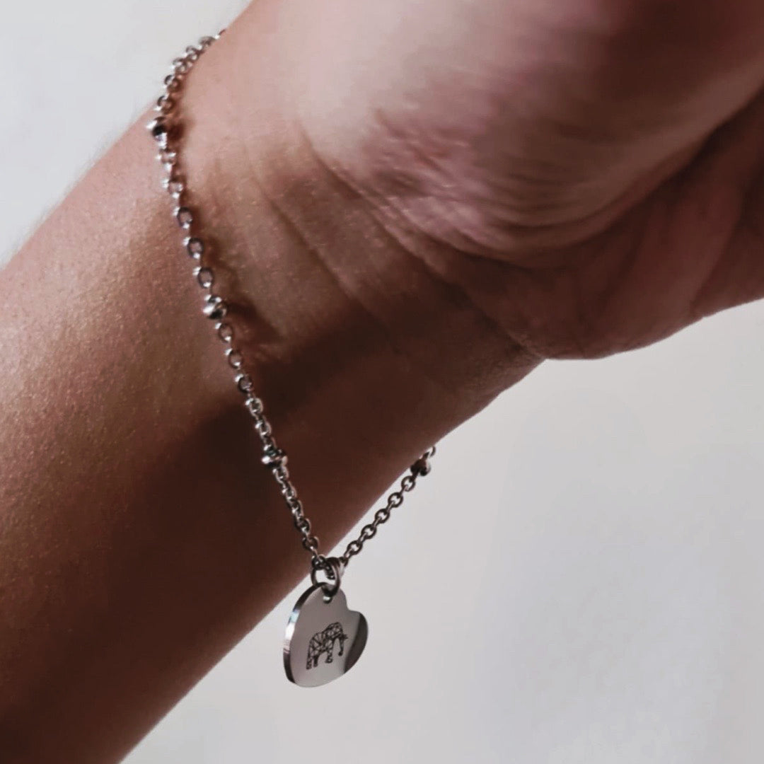 Pulsera de corazón personalizada con cadena B