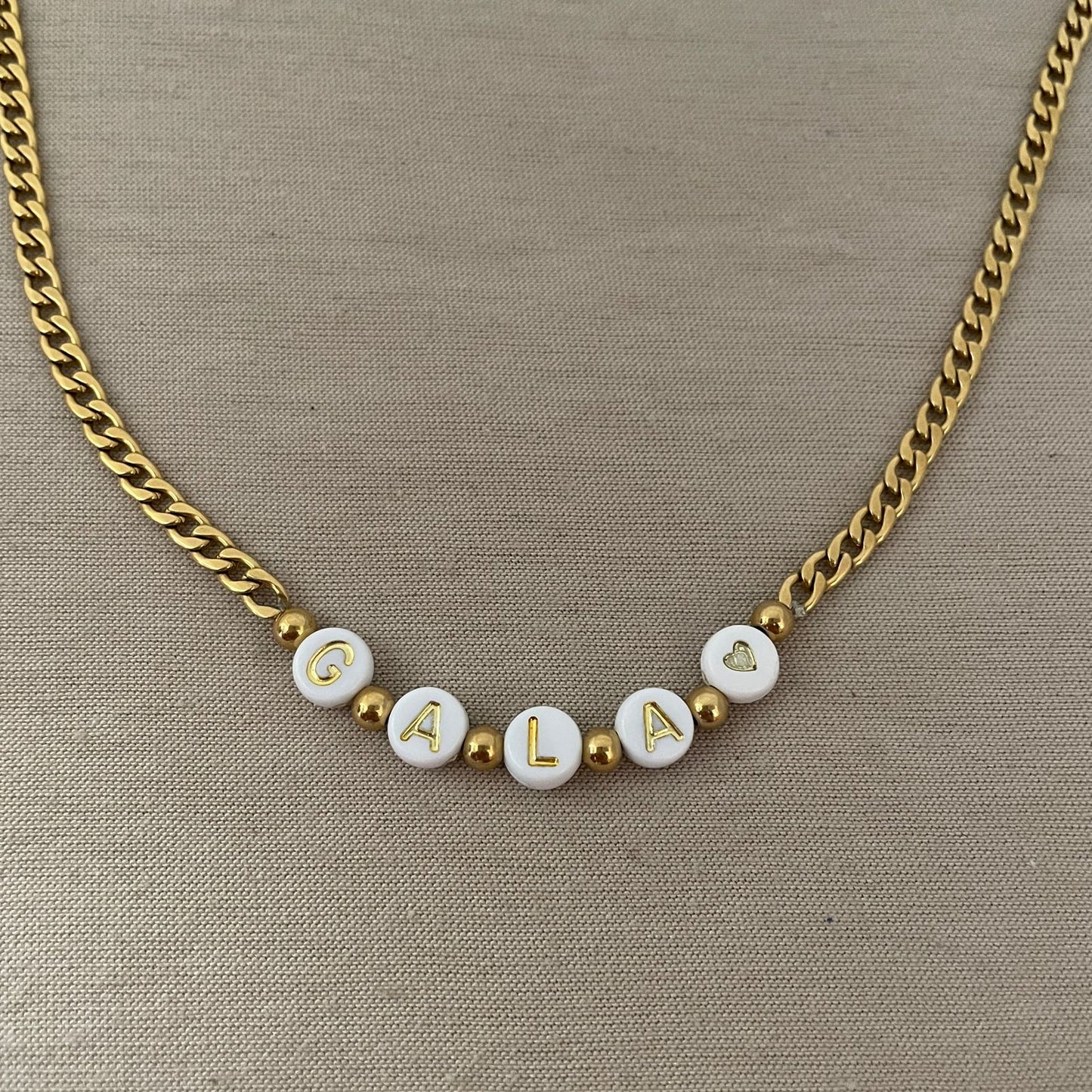 Collar unisex nombre con letras de acrílico