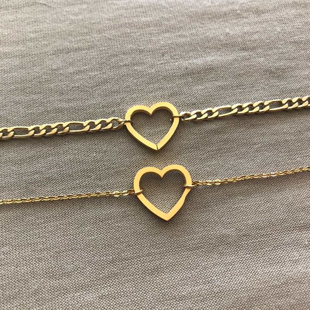 Pulseras de parejas de corazón contorno