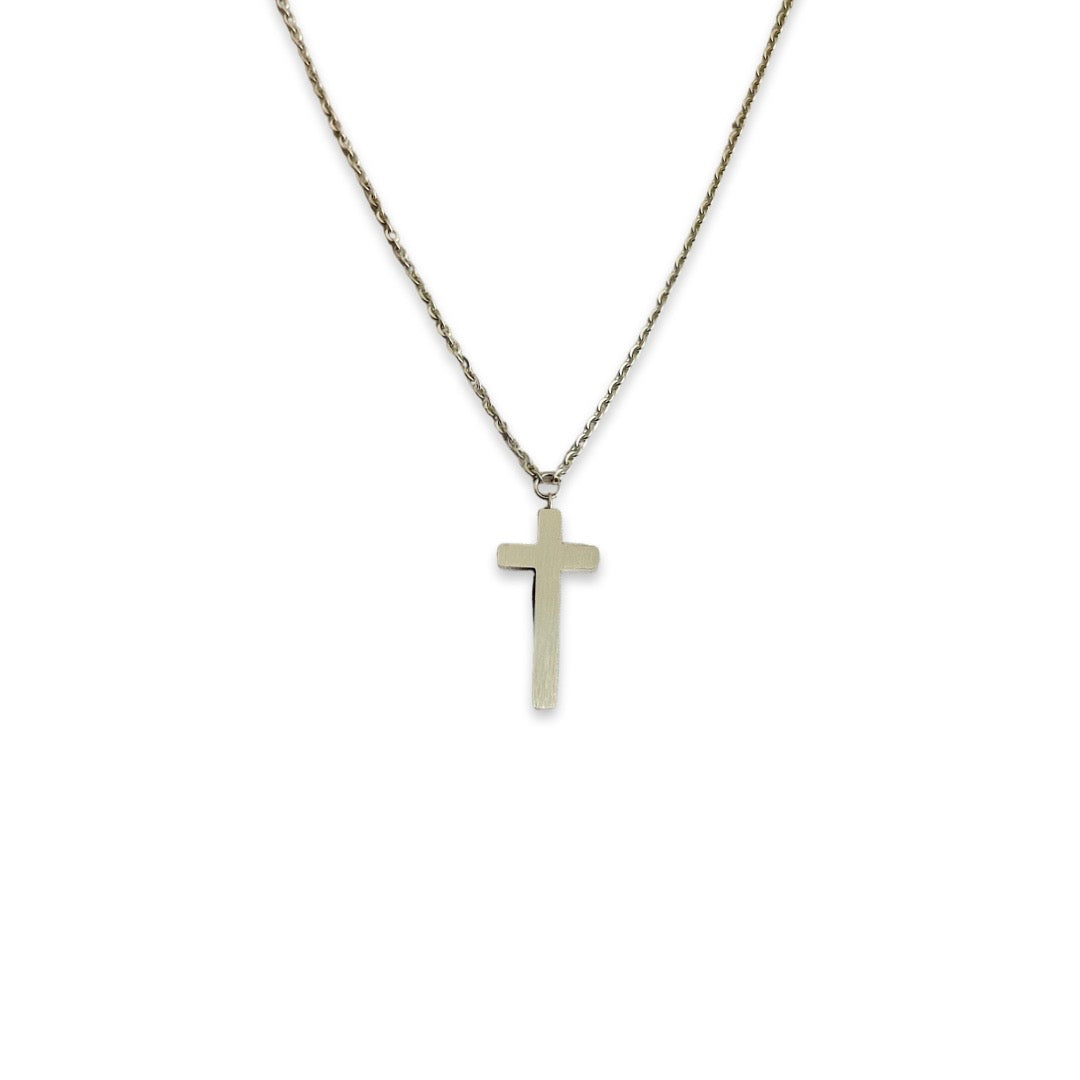Collar delicado cruz