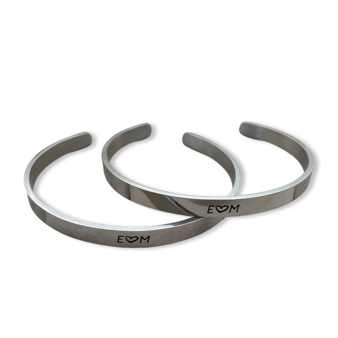 Par de brazaletes rígidos de parejas