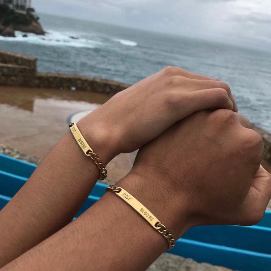 Pulseras de parejas curvas personalizadas con fecha J♡J (par)