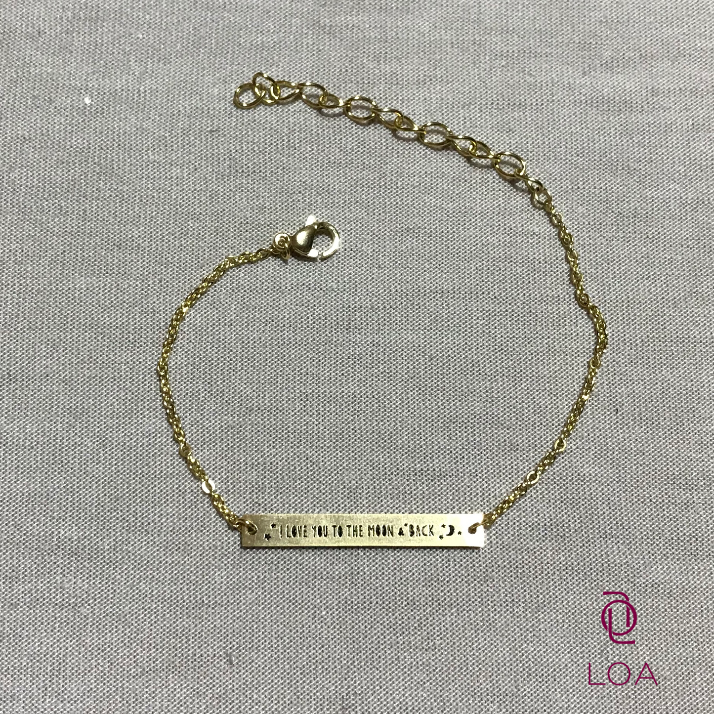 Pulsera delicada “to the moon and back”