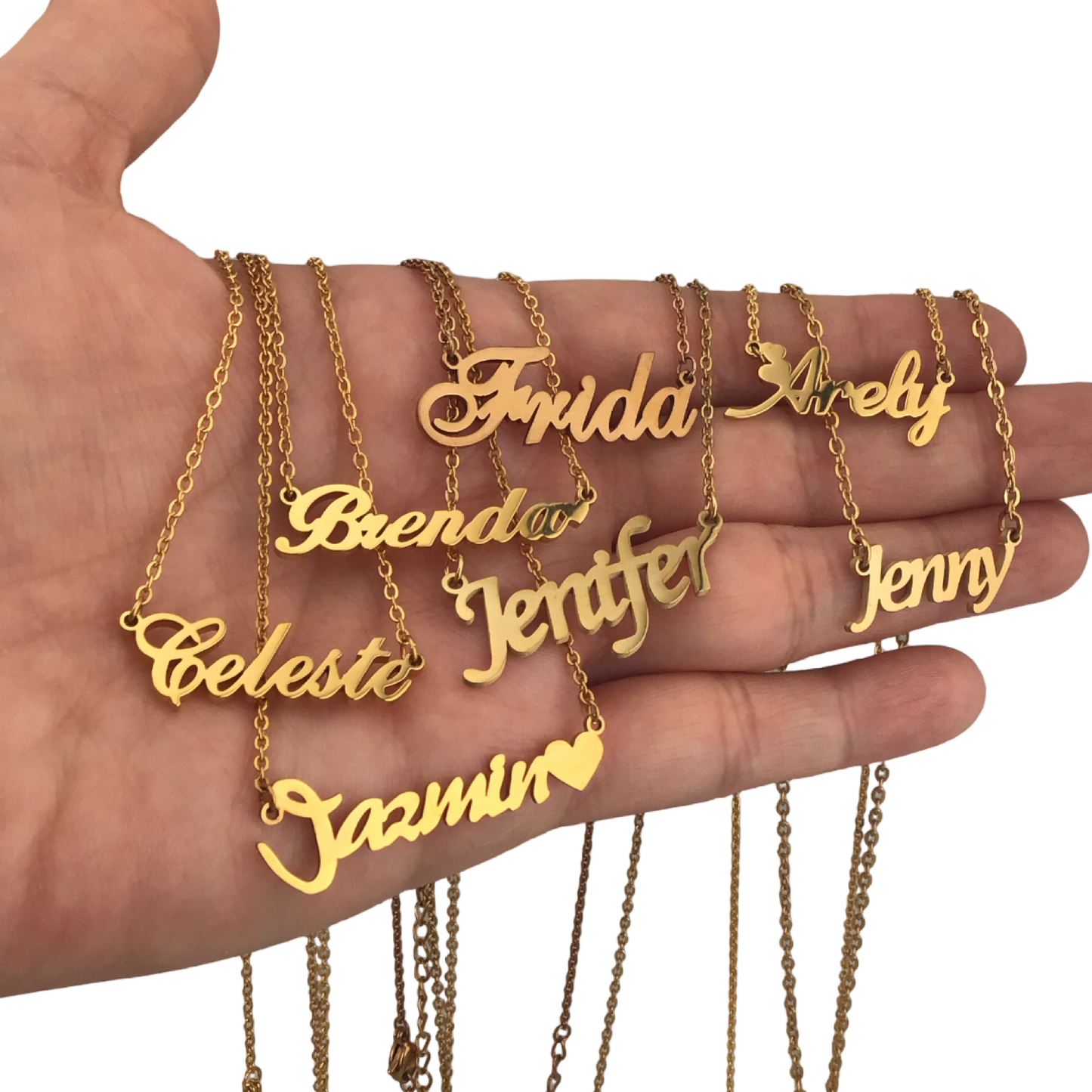 Collar delicado con nombre