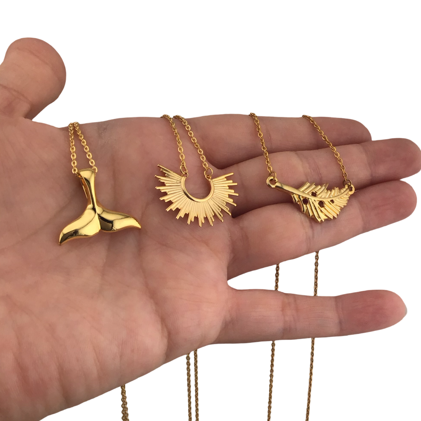 Collares delicados de figuras