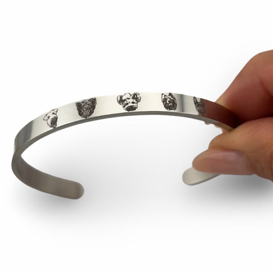 Brazalete rígido con peluditos