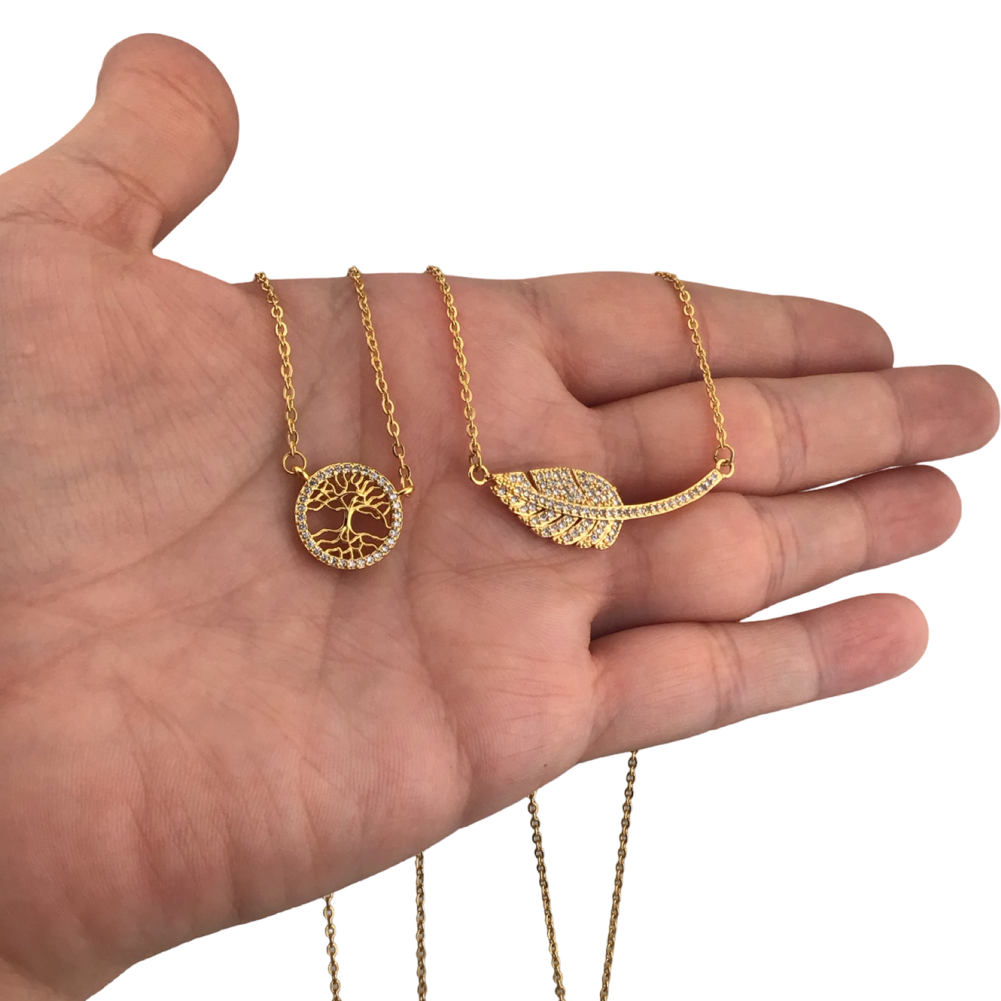 Collares delicados con zirconias