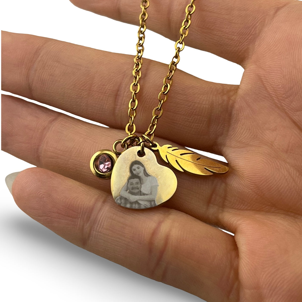 Collar de foto con zirconia y pluma