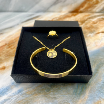 Caja con collar/pulsera/anillo o aretes