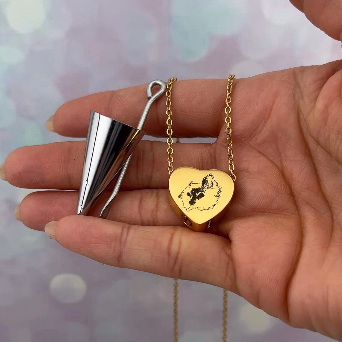 Collar de urna de corazón