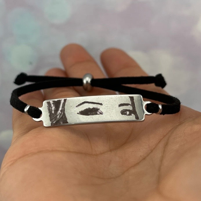 Pulsera de barra y gamuza personalizada