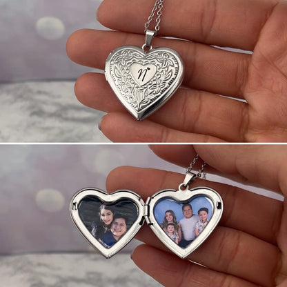 Collar relicario corazón inicial