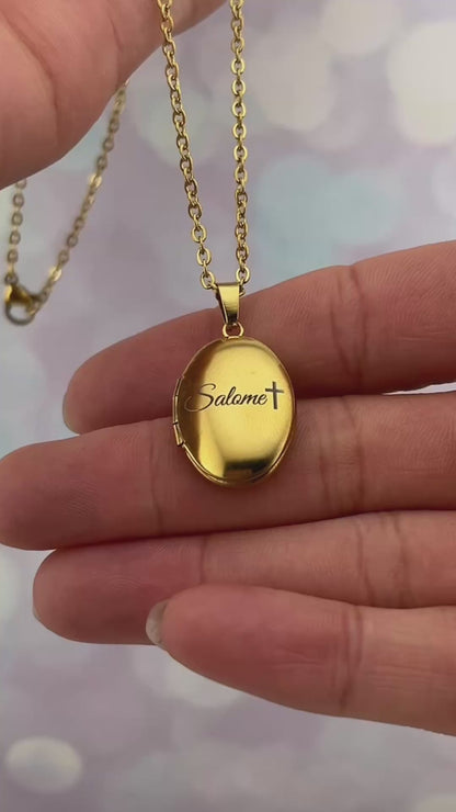 Collar relicario ovalado