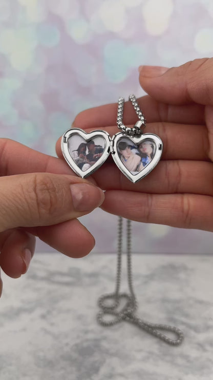 Collar relicario corazón