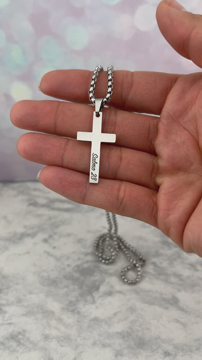 Collar de cruz de hombre personalizado por ambos lados