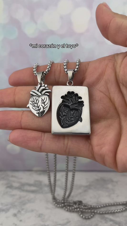 Collares de parejas personalizados de corazones que embonan