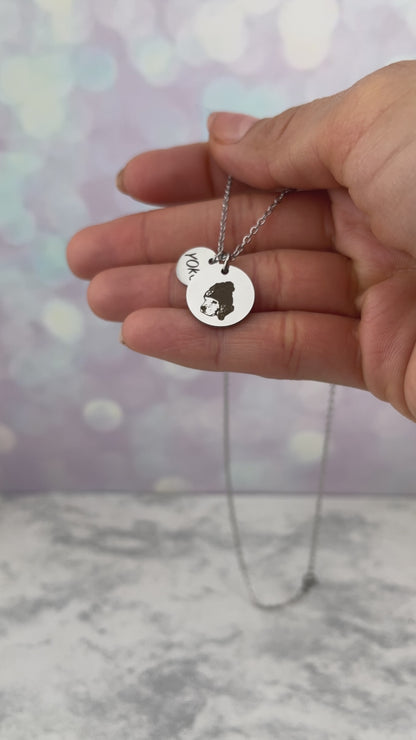 Collar delicado de dijes con foto