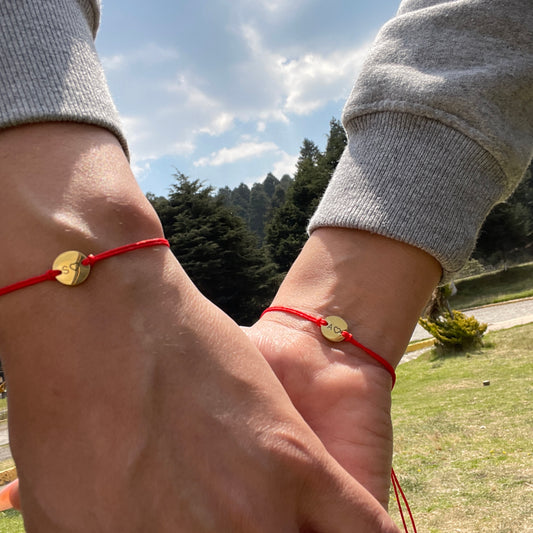 Pulseras de parejas de hilo negro o rojo con moneda